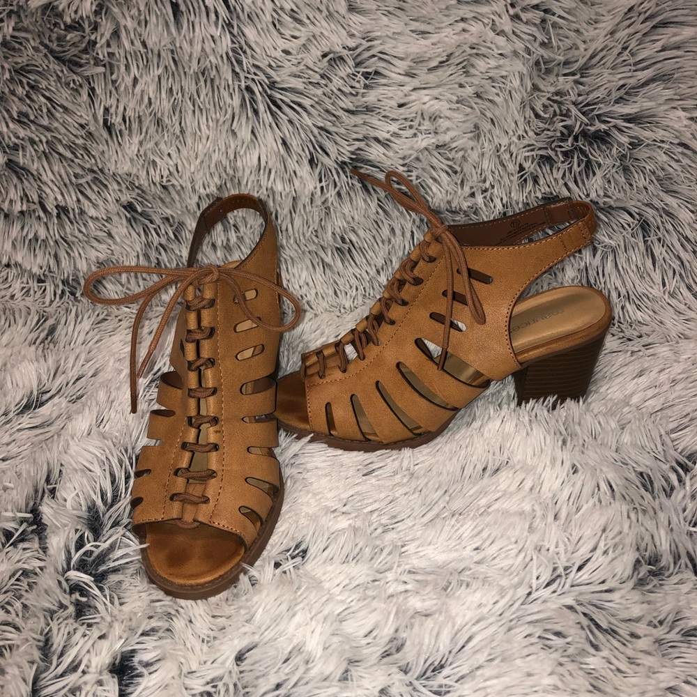 Maurice’s Heels